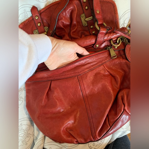 Fossil crossbody/shoulder bag, leather, Vintage, red leather, mailman style Bag - Picture 6 of 15